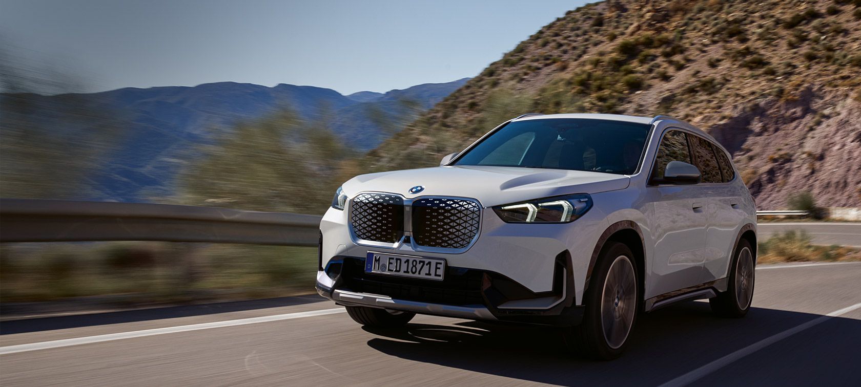 THE iX1